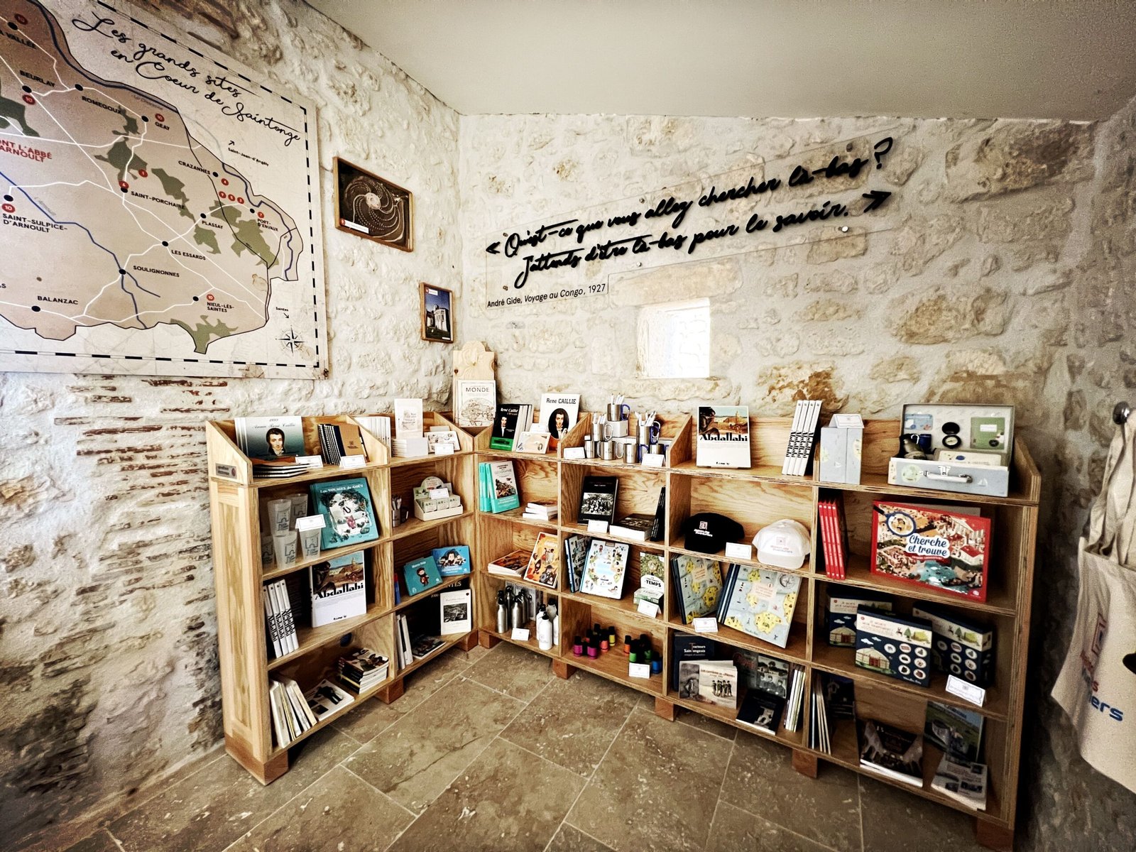 L'Annexe, accueil et boutique
